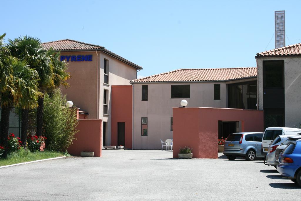 Hôtel Pyrène Foix Esterno foto