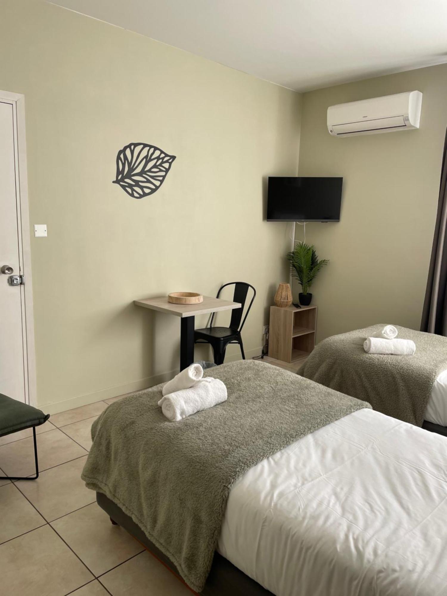 Hôtel Pyrène Foix Esterno foto